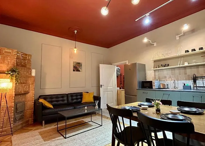 דירה Unexpected Historical - & Quiet