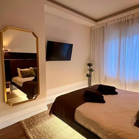 Unexpected Historical - & Quiet *